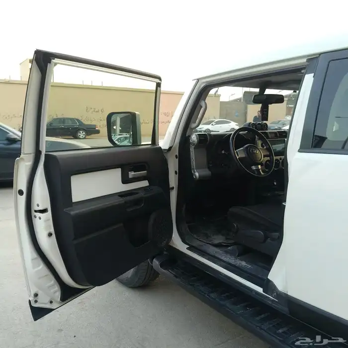 تويوتا اف جي موديل 2022 6