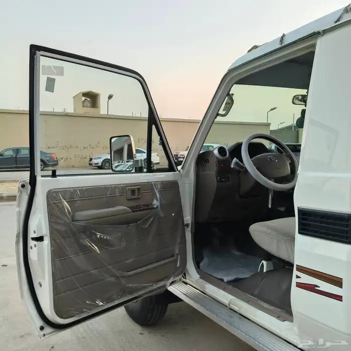 تويوتا شاص ابيض موديل 2021 6