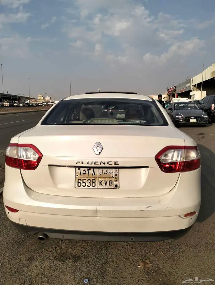 علي السوم رينو فلونس 2014 فل كامل عداد السيارة 273 الف 3