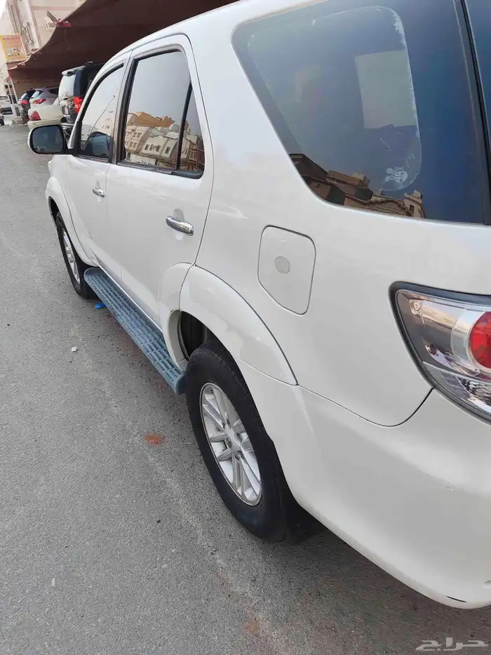 تويوتا فورتشنر 2012 17