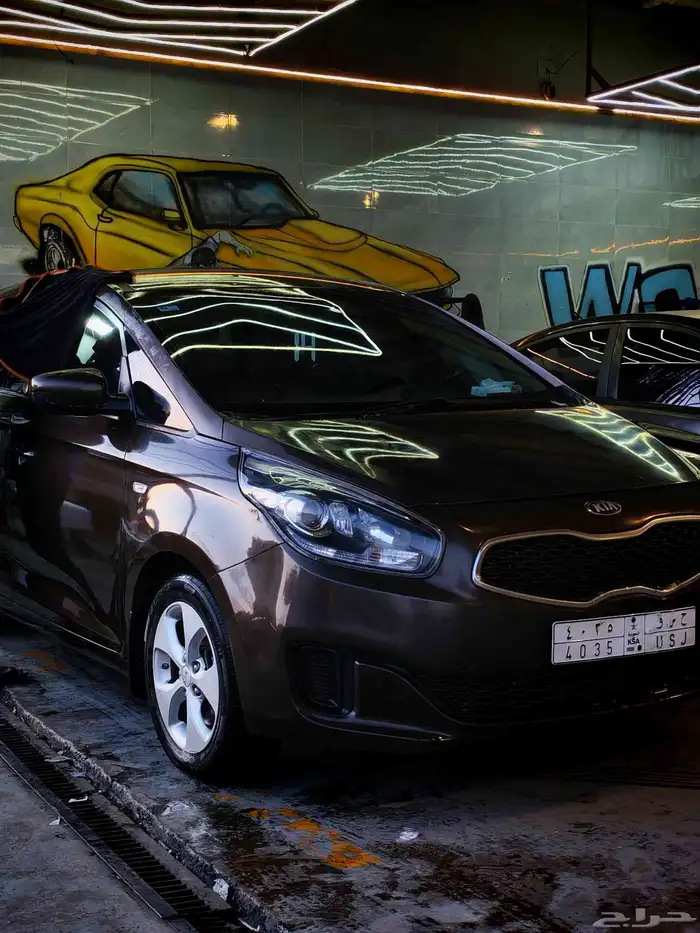 للبيع كيا كارينز موديل 2014 2