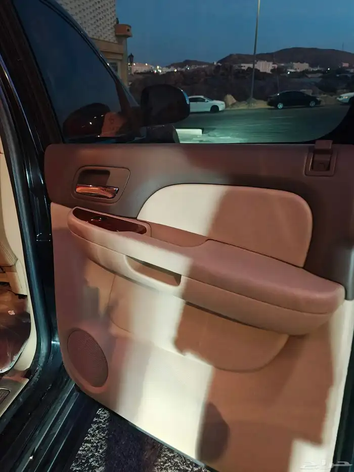 شيفروليه تاهو LTZطويل فل كامل 4