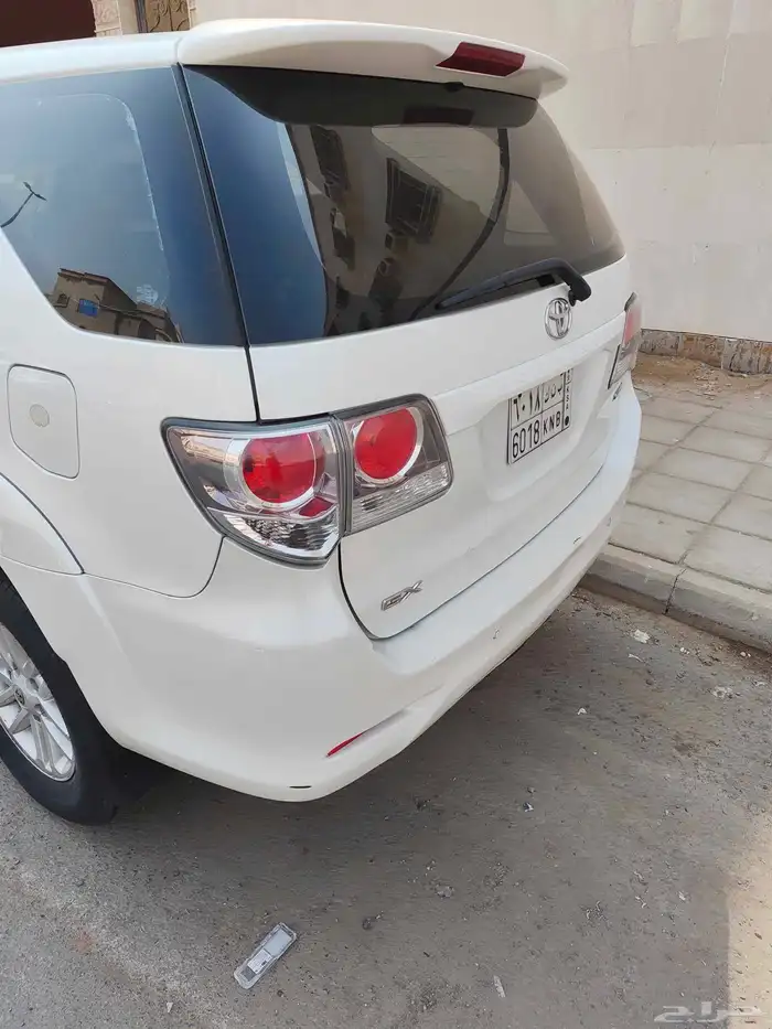 تويوتا فورتشنر 2012 16