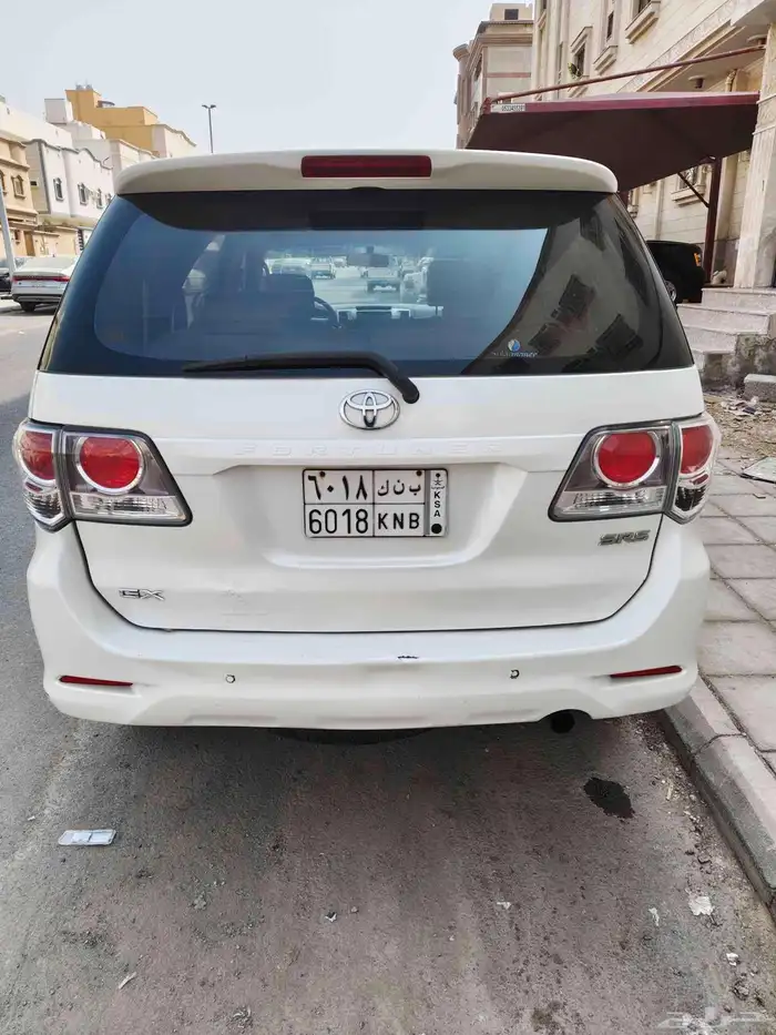 تويوتا فورتشنر 2012 21