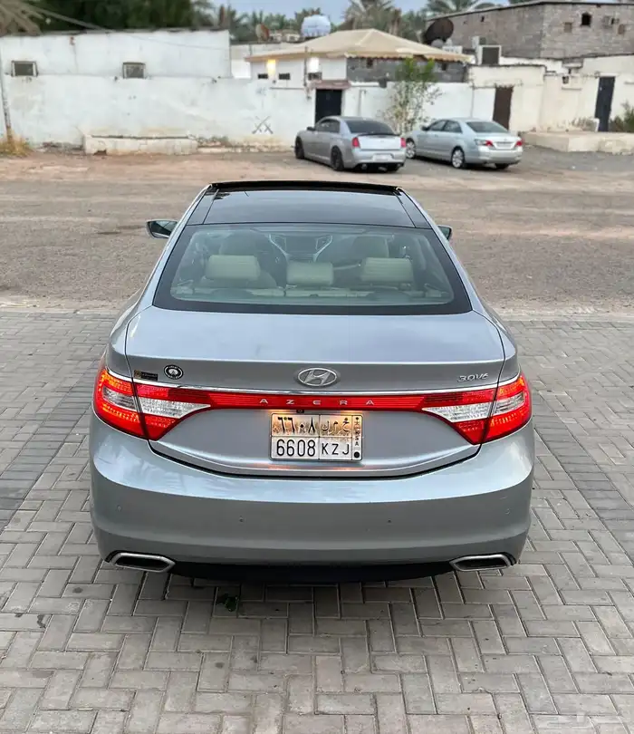 للبيع مستعجل ازيرا 2017 وكالة 7