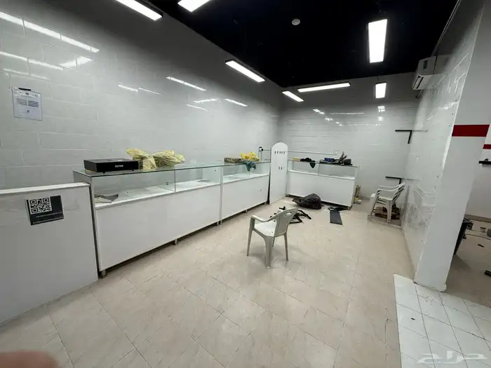 طاولات محل خمس قطع للبيع 0