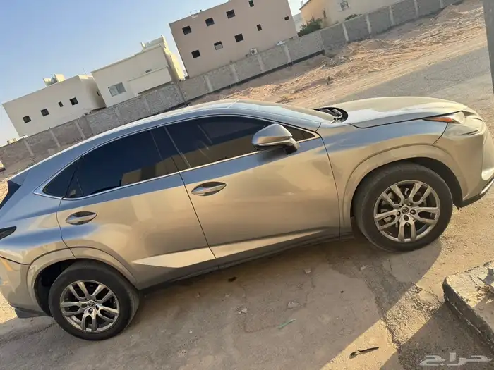 لكزس NX 300 2020 المحركات شرط البدي رش بابين يسار 5