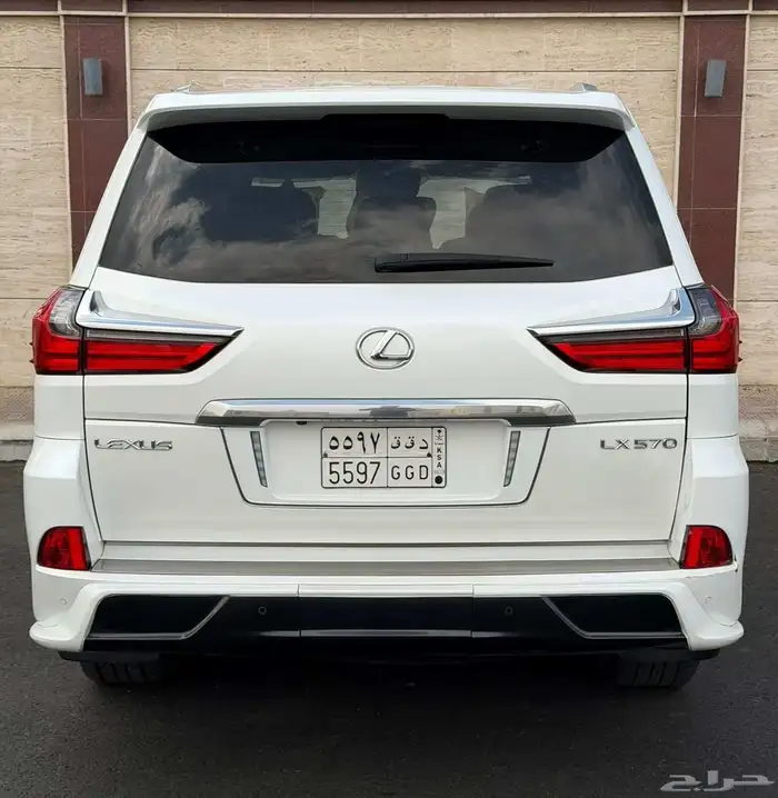 لكزس 2017 LX570 فل DD سعودي 12