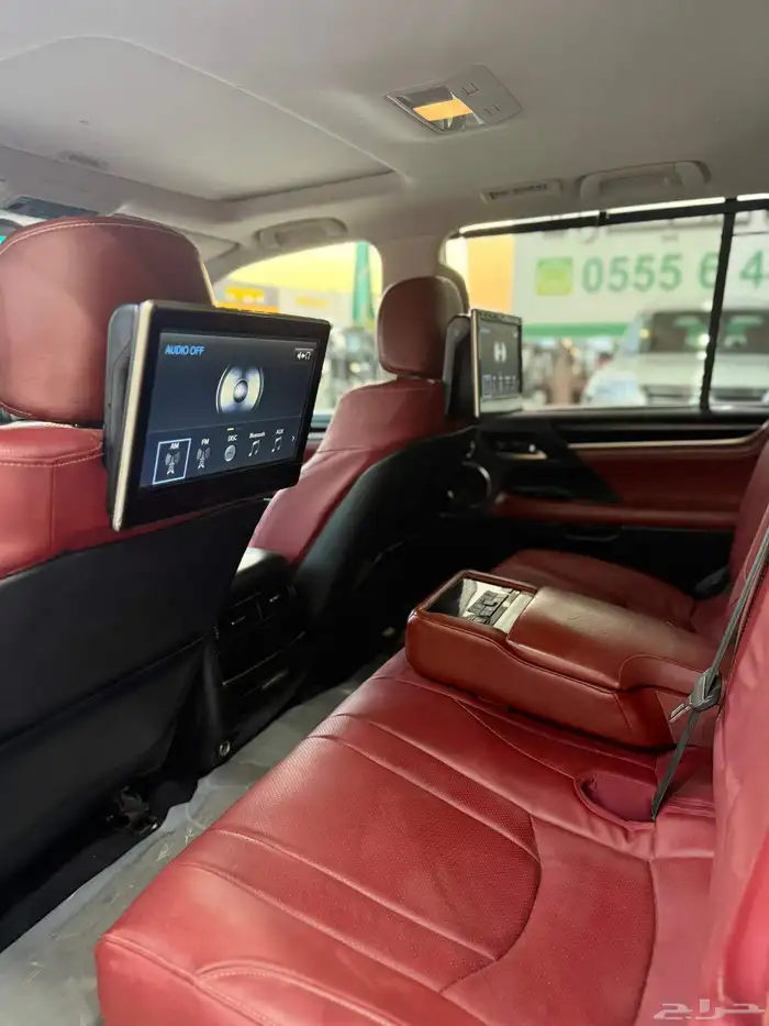 لكزس - 2016 - LX570 - فل كامل - معدل بلاك ديشن 9