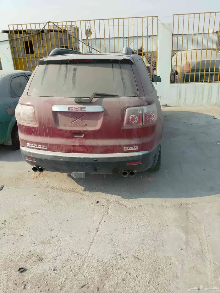 للبيع تشليح قطع غيار 3