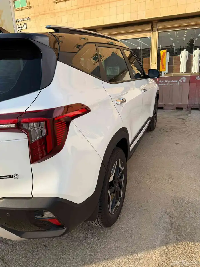 كيا سيلتوس 2025 نص فل 8