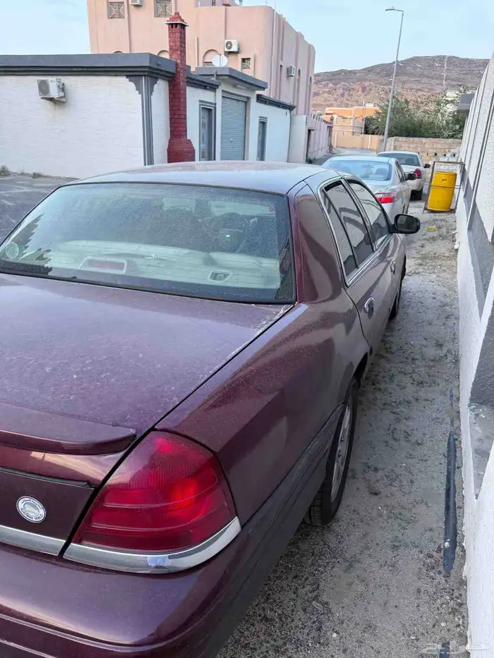 فورد فكتوريا 2008 4