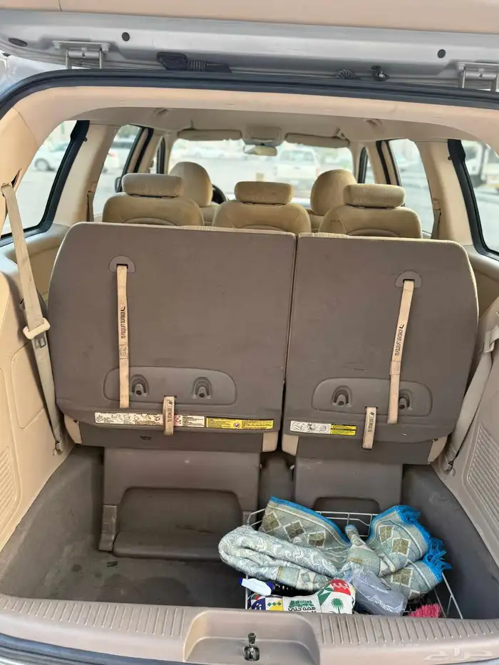 كيا كارنيفال 2015 اتوماتيك نضيف 16