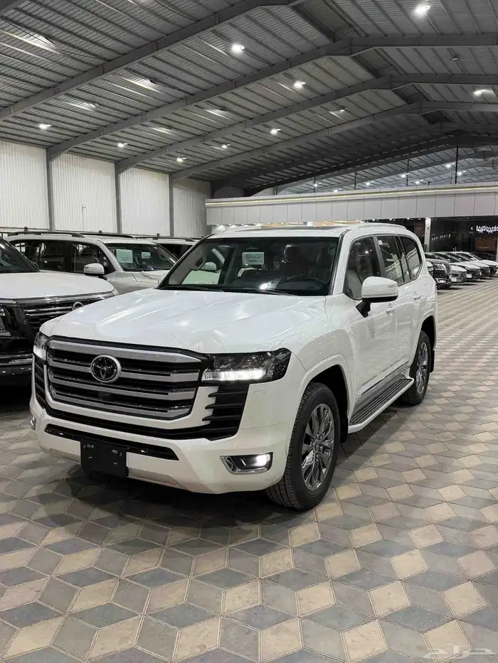 لاند كروزر GXR -L3 - 2025 وارد الوكيل 2