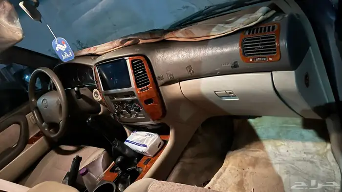 صالون لند كروزر 13