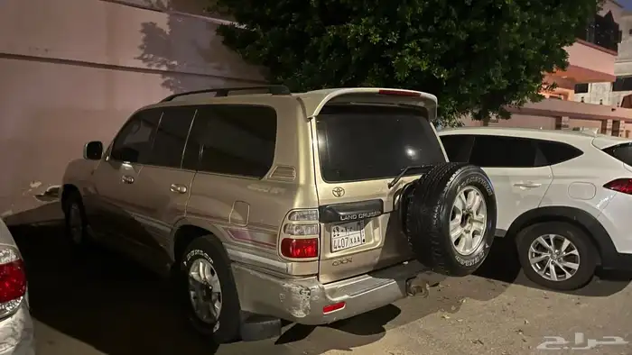 صالون لند كروزر 9