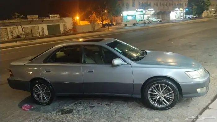 لكزس es 300 2000 model 0