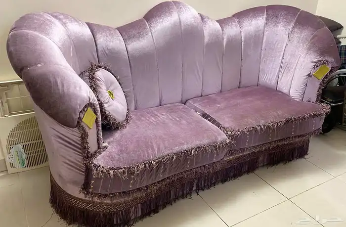 مجلس مكون من ثلاثة كنبات بسعر 370 ريال فقط 0