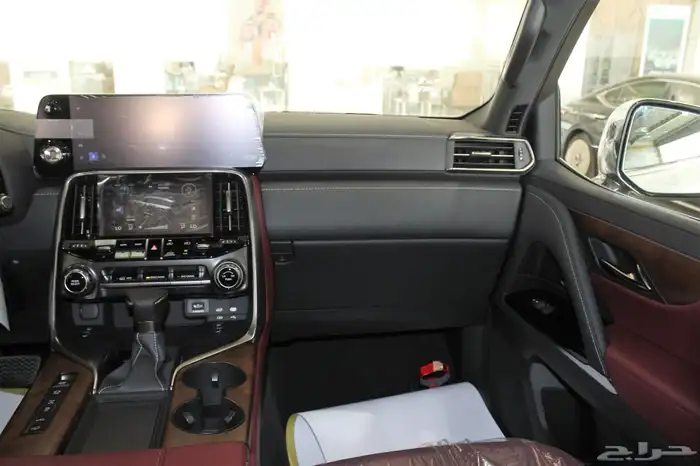 لكزس - LX600 BB - خليجي - 2025 - فل كامل- 25 سماعه -اقل سعر 17