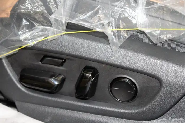 لكزس - ES250 لاكجيري - 2025 - نص فل - خليجي 18