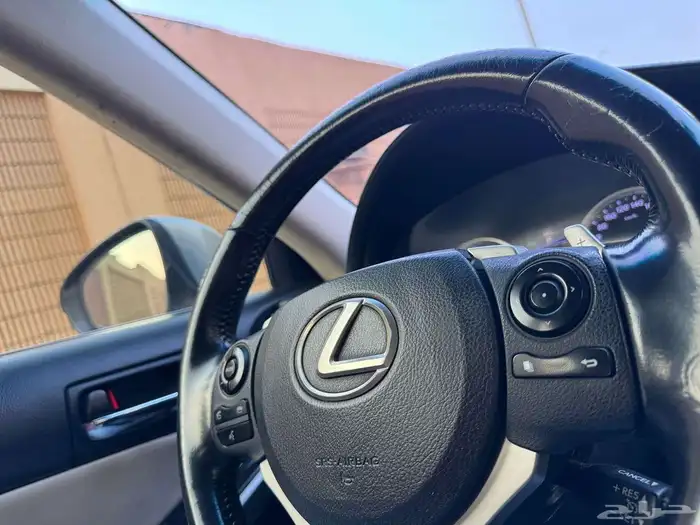 لكزس is350 2015 سعودي 13