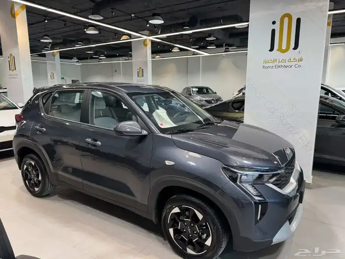 سياره كيا سونيت 2026. GL 1