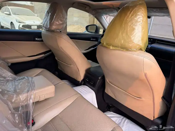 لكزس is350 2015 سعودي 24