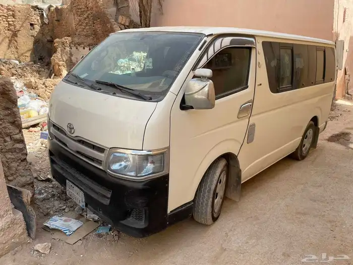 تويوتا هايس موديل 2006 للايجار 4000 ريال 0