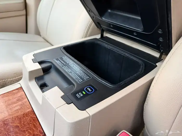 لاندكروزر 2013 GXR3 فل كامل بريمي 26