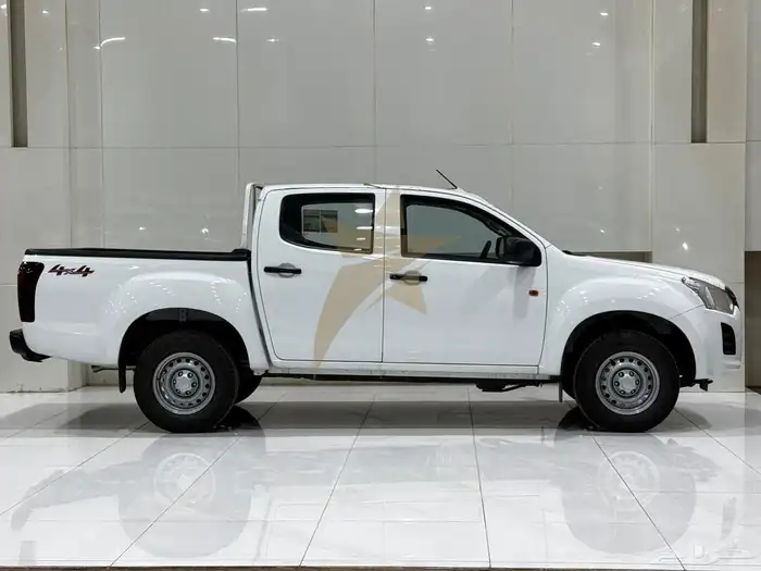 ايسوزو غمارتين دبل جير عادي زجاج كهرب 2025 2