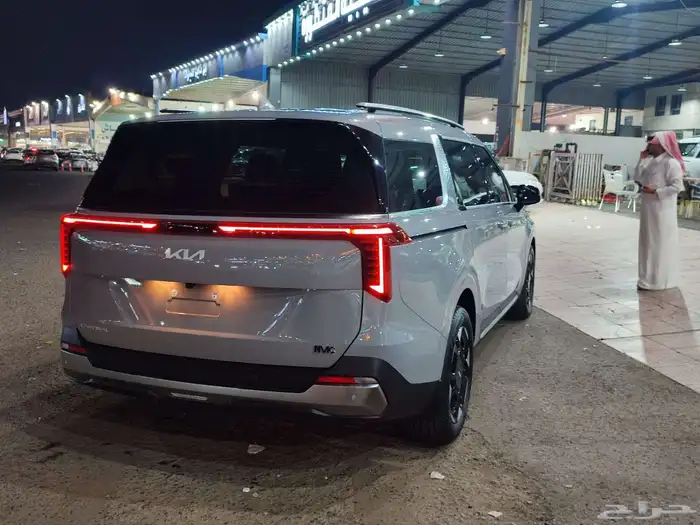 كيا كرنفال نص فل موديل 2026 كاش وتقسيط 9