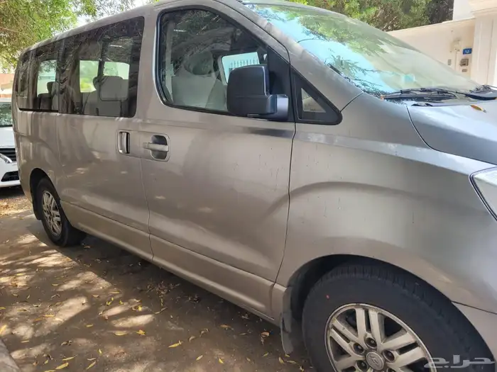 إيجارشهري هواندي2016 H1 بدون سواق تكييف ممتاز 12 راكب 3