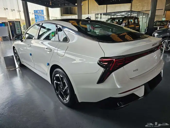 كيا K5 نص فل موديل 2026 عروض نهاية العام بسعر حصري 4