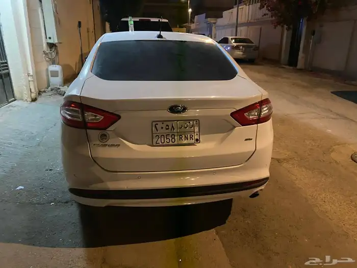 فورد فيوجن 2014 للبيع ممشي 460 القير فيه عطل 2