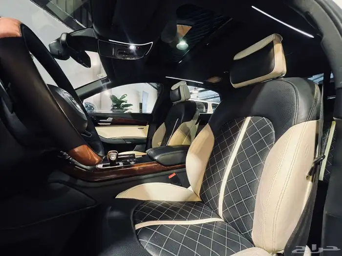 اودي 2012 A8L V6 بحاله ممتازه ماشاء الله 5