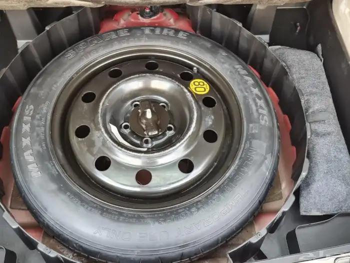 لينكولن MKS 2013 للبيع او البدل 36