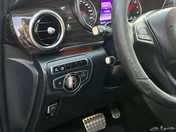 مرسيدس V250 2016 (بحالة ممتازة) 13