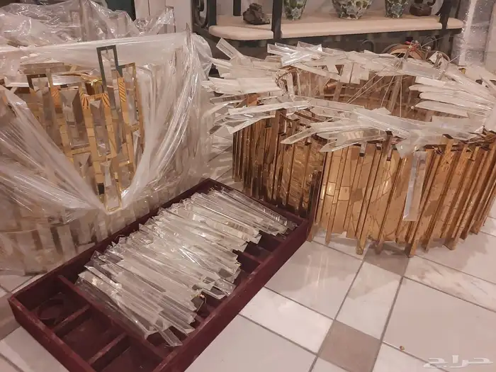 ثريات شبه جديده 2