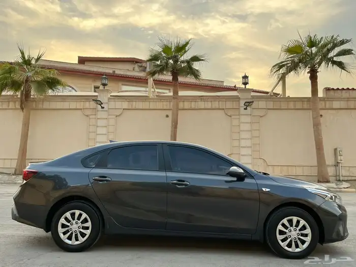 كيا سيراتو 2024 8