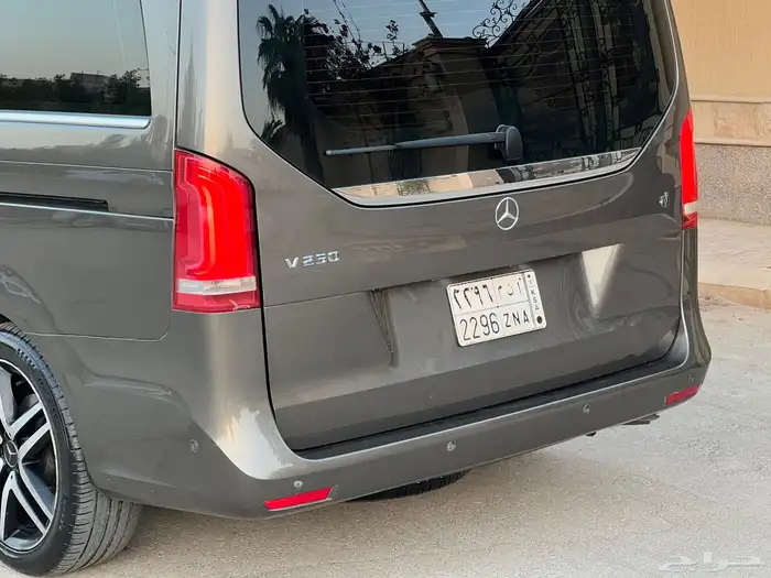 مرسيدس V250 2016 (بحالة ممتازة) 9