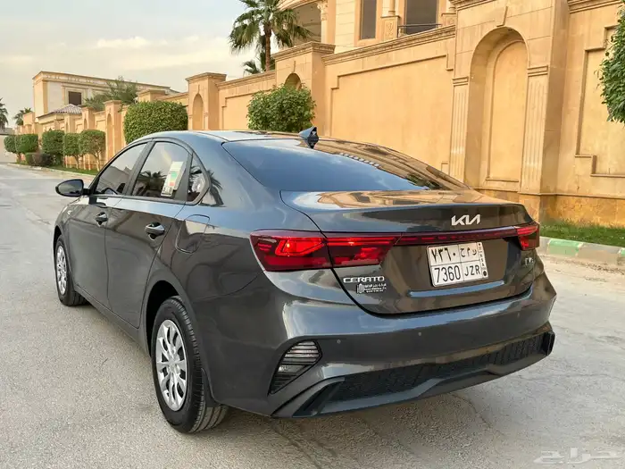كيا سيراتو 2024 10