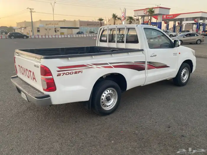 هايلوكس 2012 غماره 5