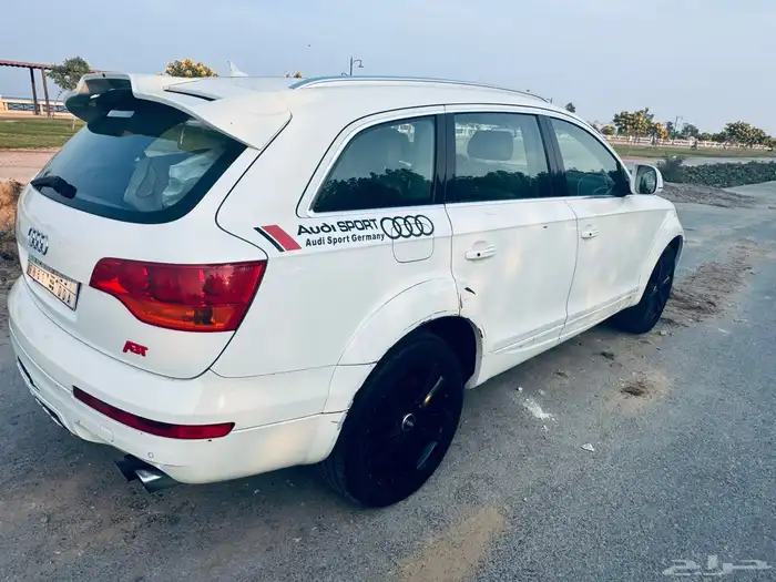 اودي Q7 2008 21