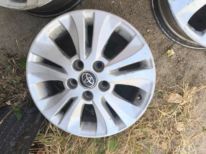 جنوط هايلوكس كروم 10