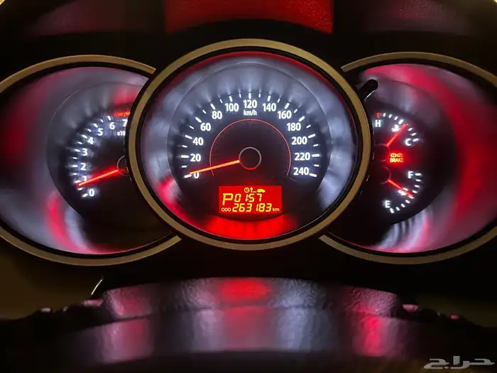 KIA ( سورنتو   2012 ) 7