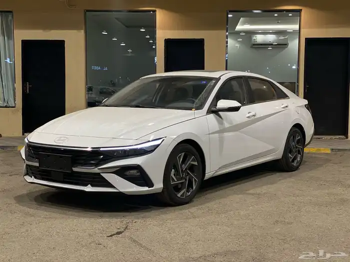 النترا 2025 كمفورت ابيض ( اصفار) 5