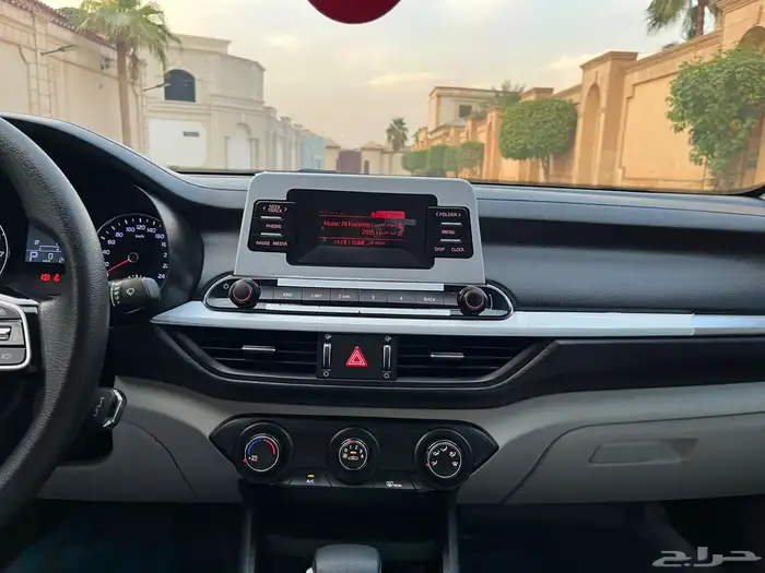 كيا سيراتو 2024 16