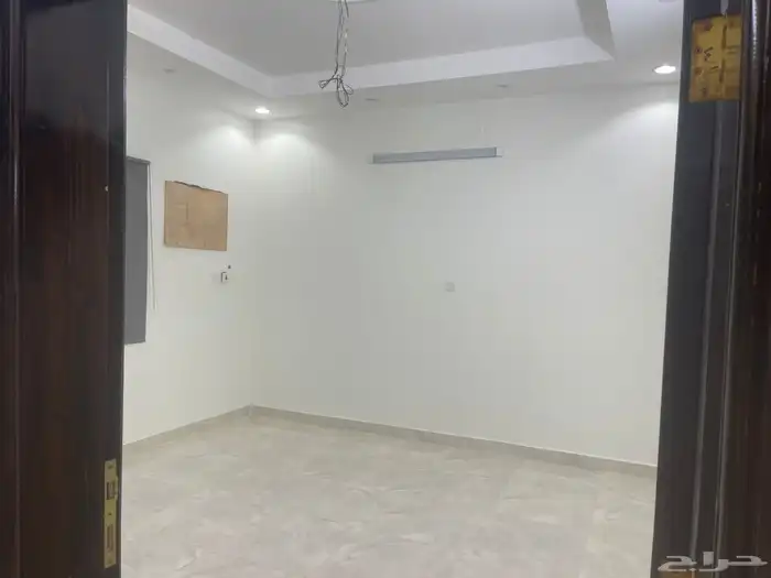 شقة للإيجار في بهر مقابل الكلية التقنية 6