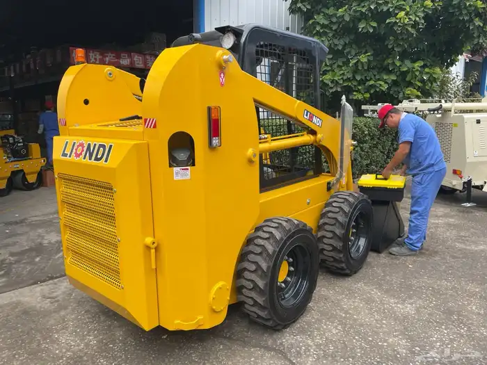 Skid Steer Loader (JC45   0.4 m3)   Monthly Rental   Riyadh 8