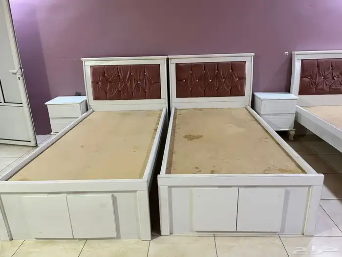 ثلاثه اسره 0